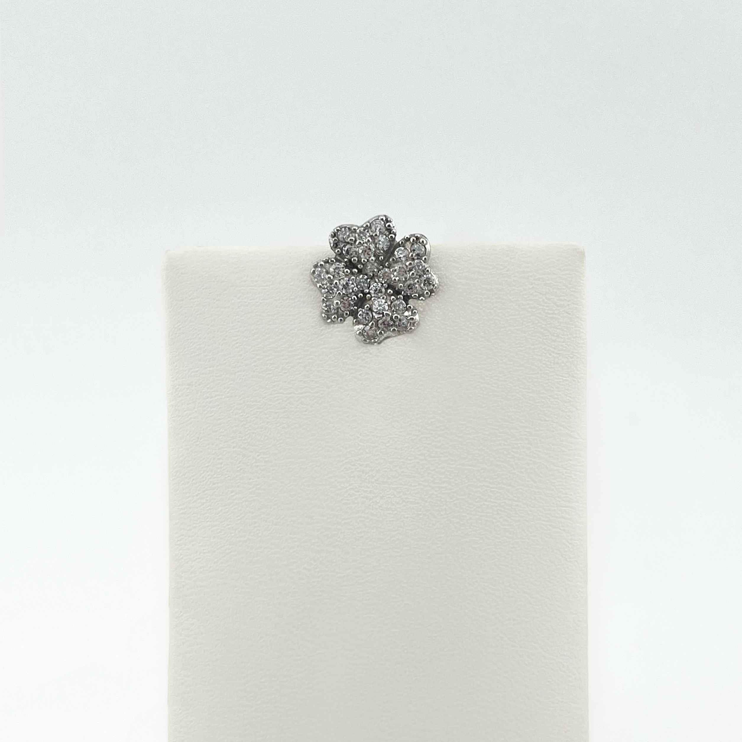 Серьга одиночная 008OR032